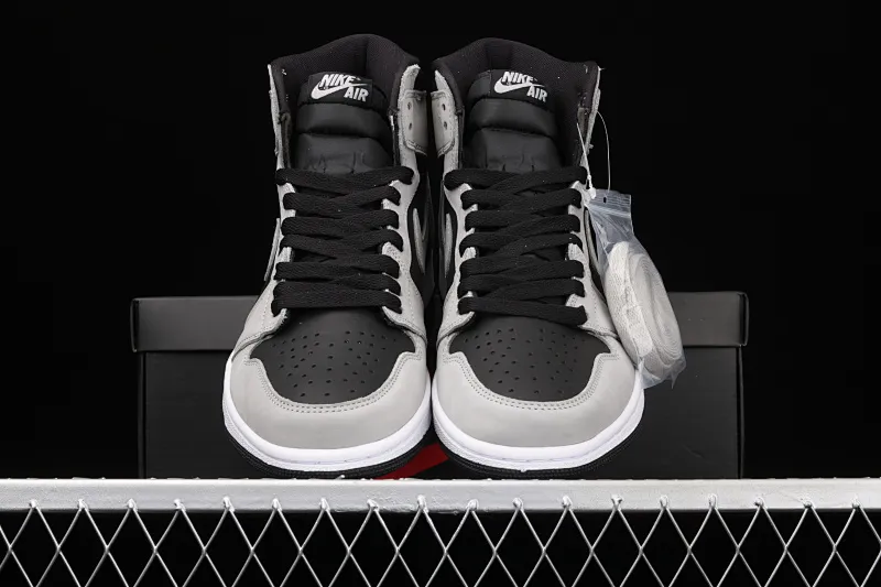 All categories Air Jordan Jordan series basketball shoes Air Jordan 1 High Air Jordan 1 High AJ1 Joe 1 high top gray and white panda 555088-035